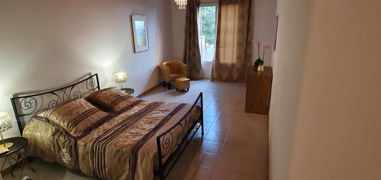 مبيت وإفطار Luri Chez Isabelle المظهر الخارجي الصورة
